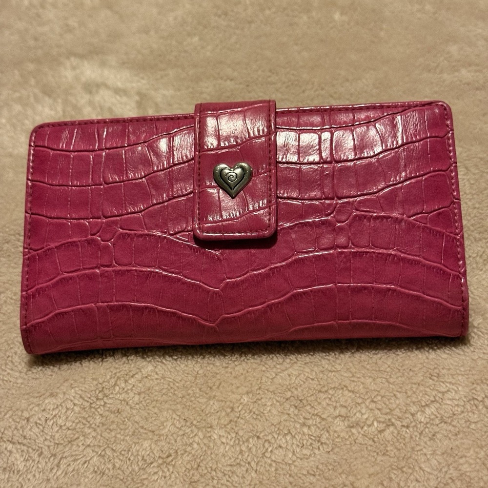 Women's Crocodile Print Wallet Pink
